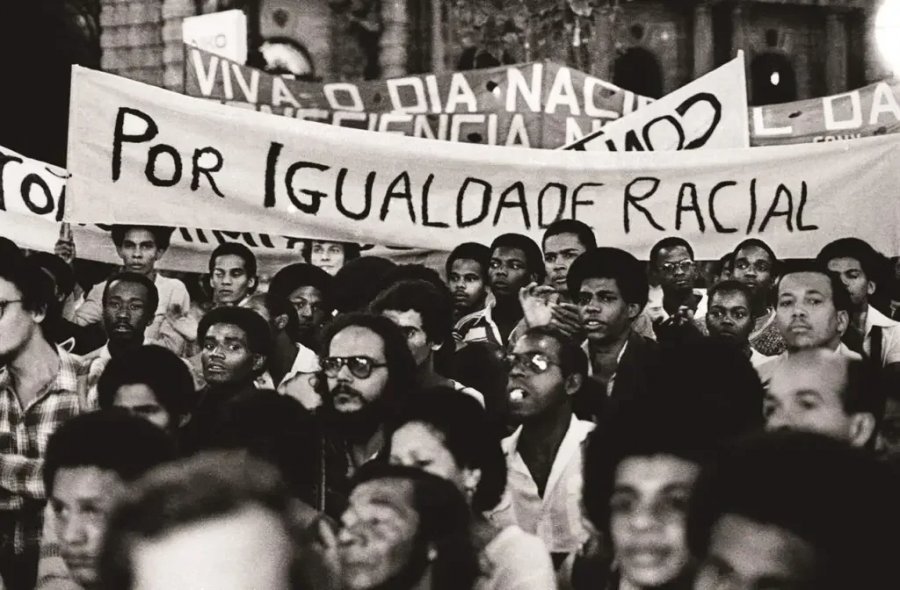 Imagem sobre Racismo, a base do capital