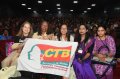 Sindicato em convenção de mulheres na Índia